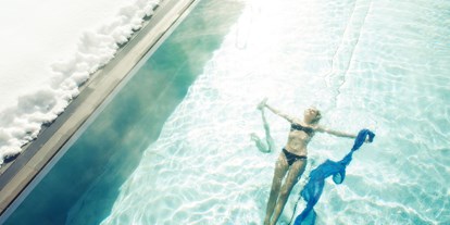 Allergiker-Hotels - Tirol - Schwimmen im Winter - Juffing Hotel & Spa ****S